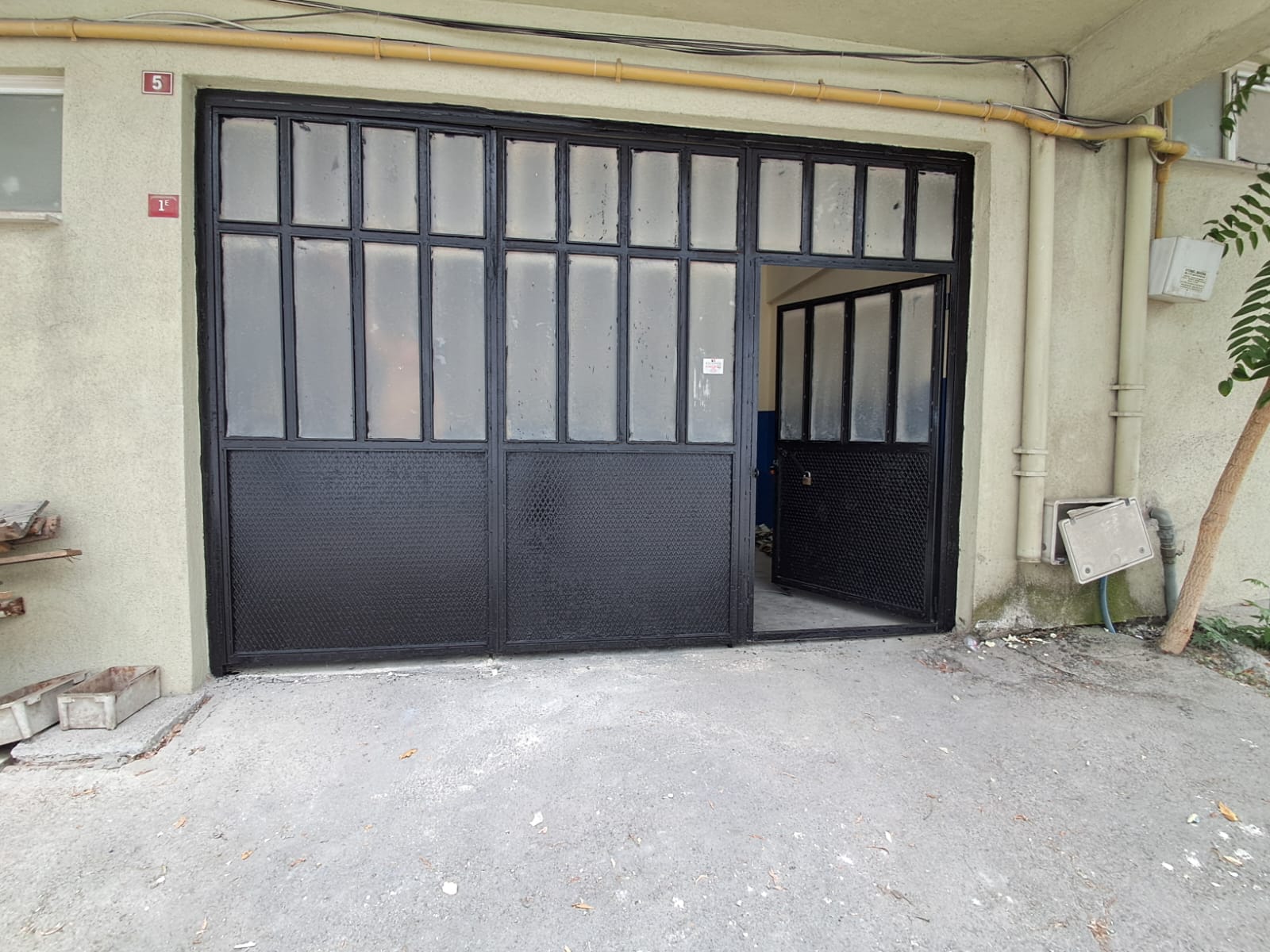 db5ac6fc-f462-45cc-a231-c838e564c1ef